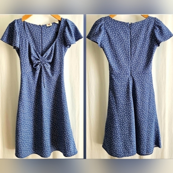 Levi's Blue & White Floral Delray Short Sleeve Mini Dress - Picture 8 of 16